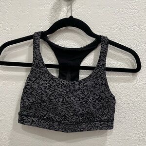 Lululemon Invigorate Bra Soundwave White Black / Black